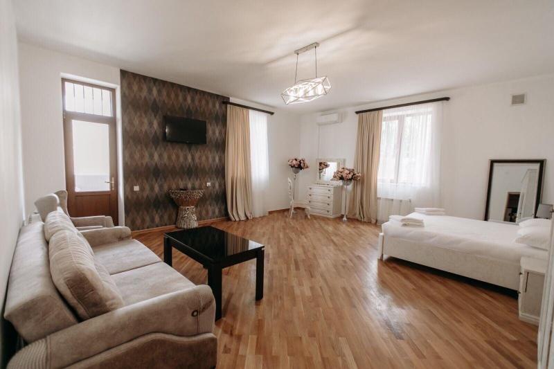 Castle Family Hotel image
