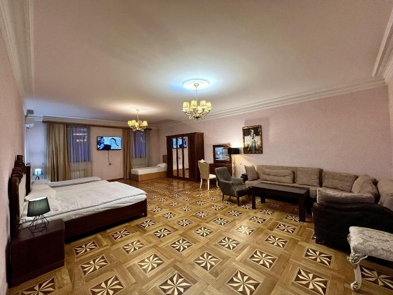 Castle Family Hotel image