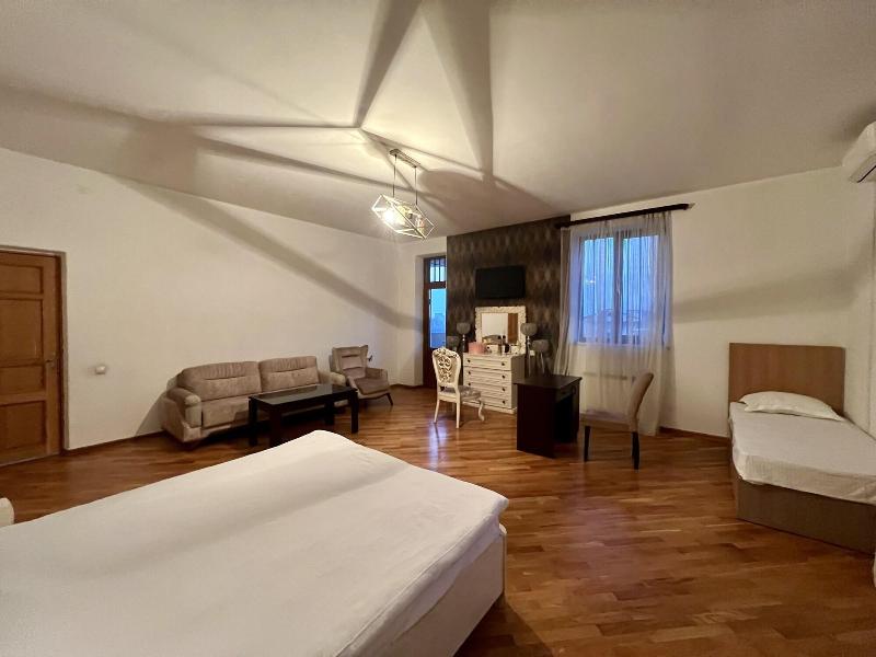 Castle Family Hotel image