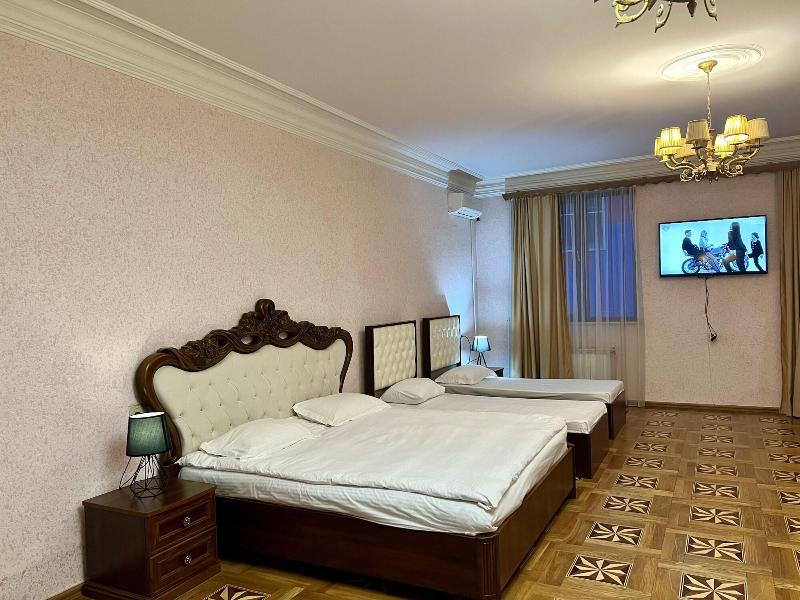 Castle Family Hotel image
