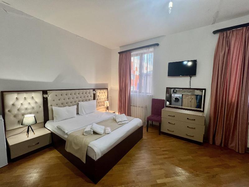 Castle Family Hotel image