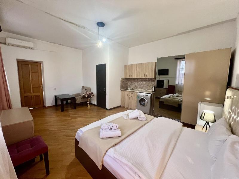 Castle Family Hotel image