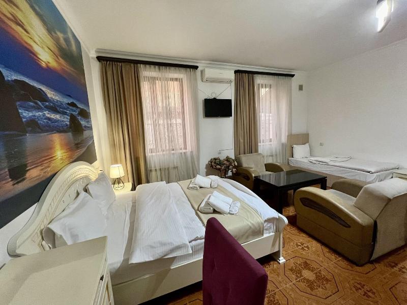 Castle Family Hotel image