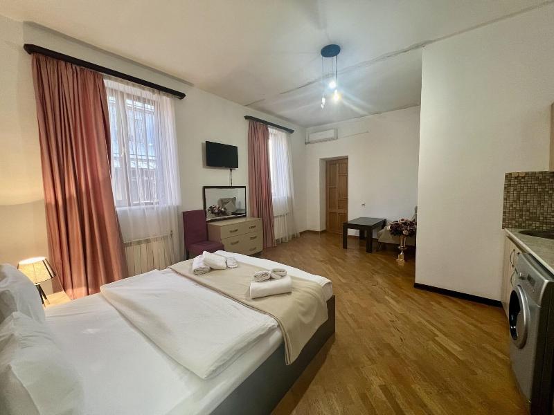 Castle Family Hotel image