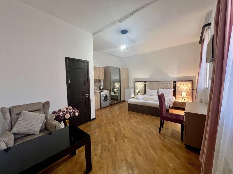 Castle Family Hotel image