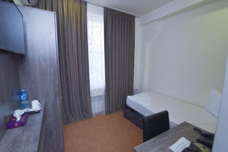 Unique Hotel image