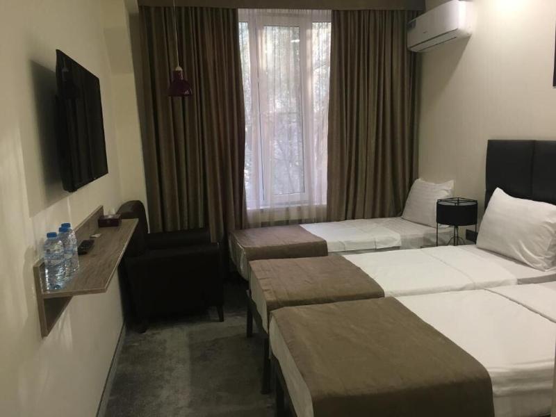 Unique Hotel image