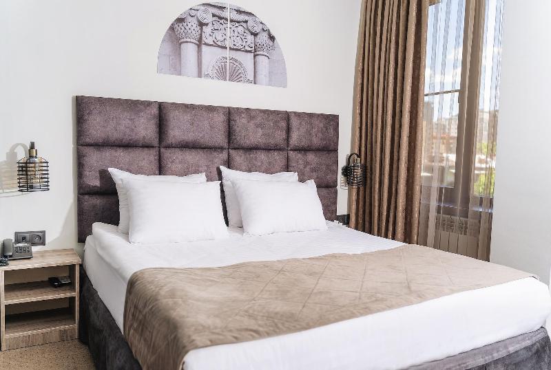 Unique Hotel image