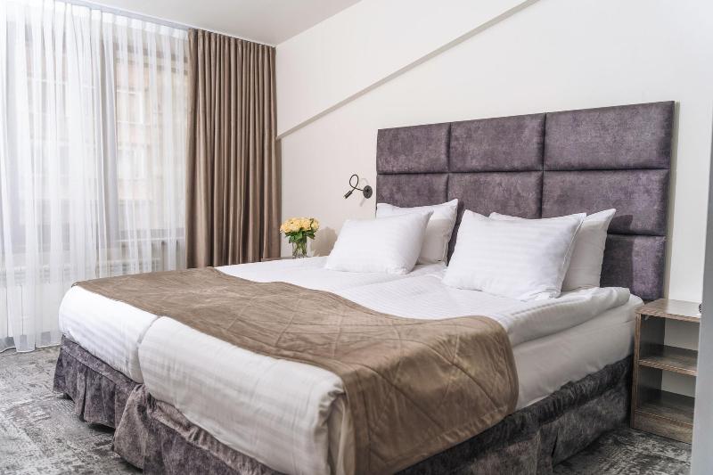 Unique Hotel image