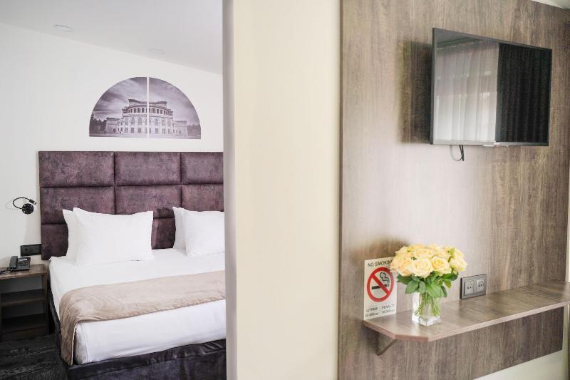 Unique Hotel image