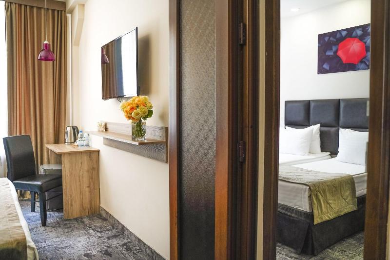 Unique Hotel image