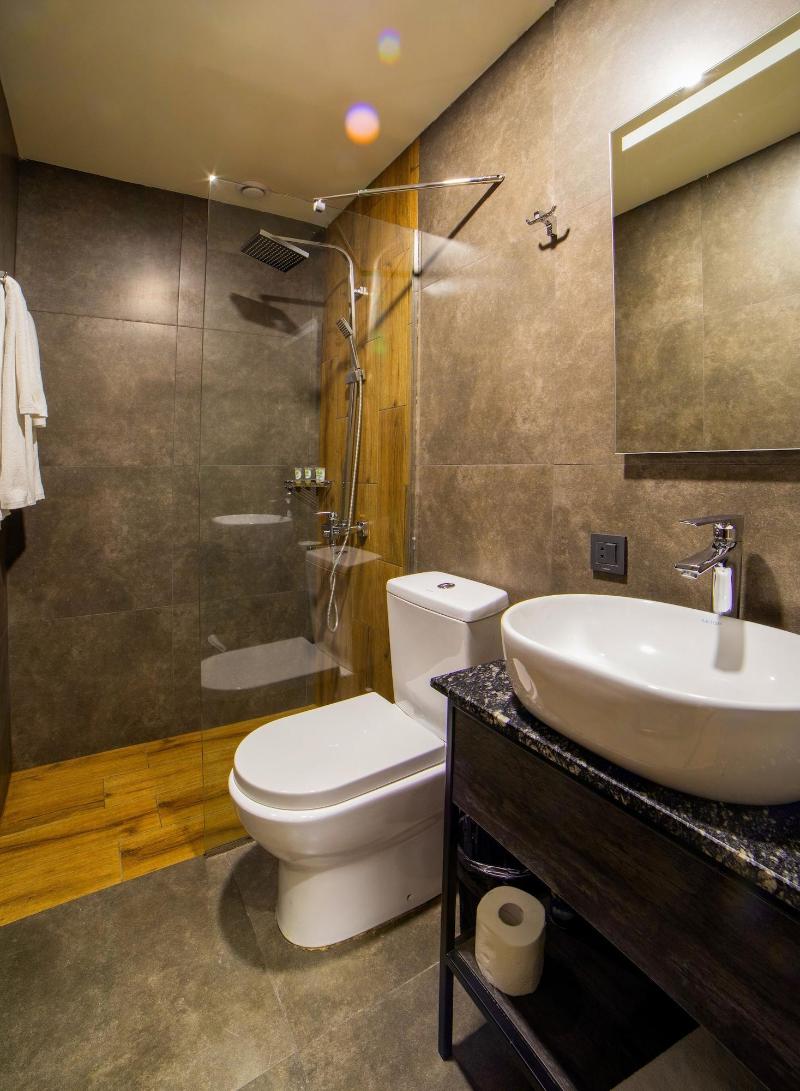 Unique Hotel image