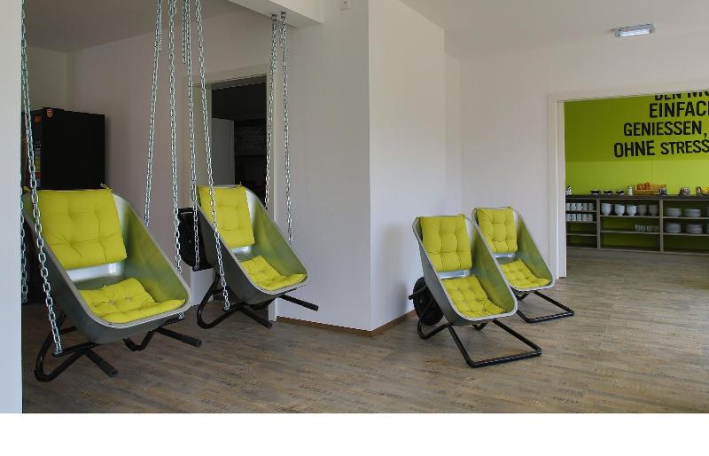 Smart Motel image