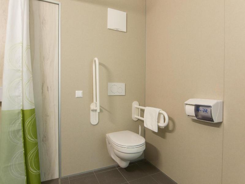 Smart Motel image