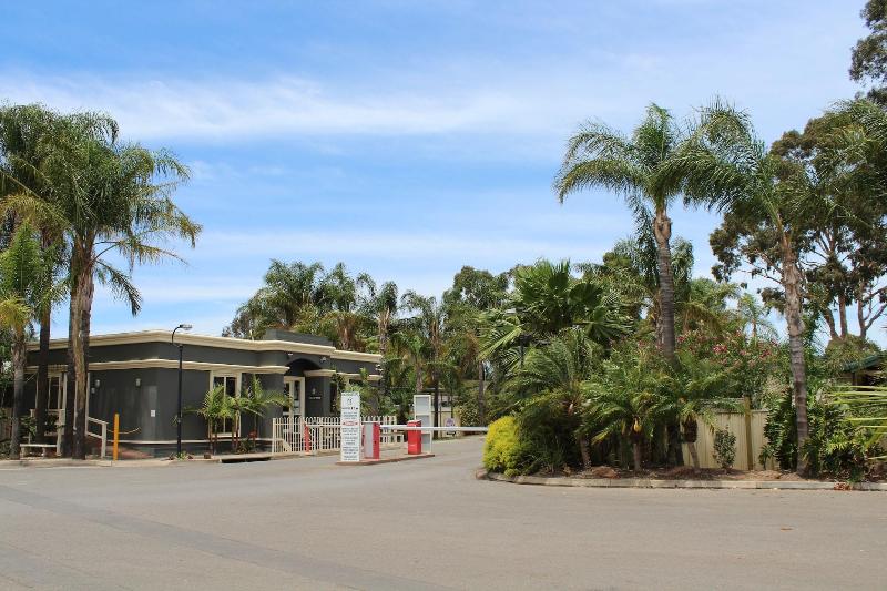 Highway 1 Caravan and Tourist Park image