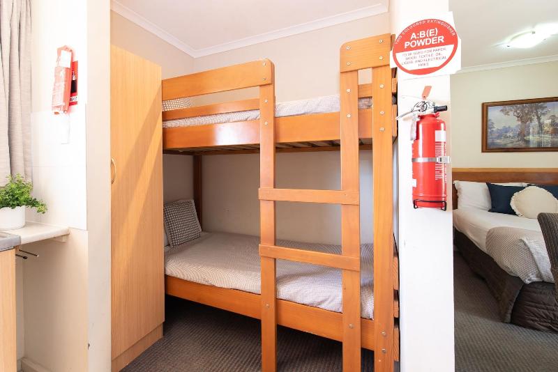 Highway 1 Caravan and Tourist Park image