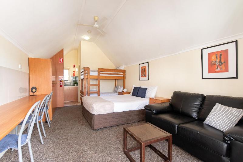 Highway 1 Caravan and Tourist Park image