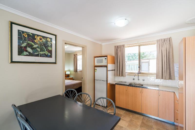 Highway 1 Caravan and Tourist Park image