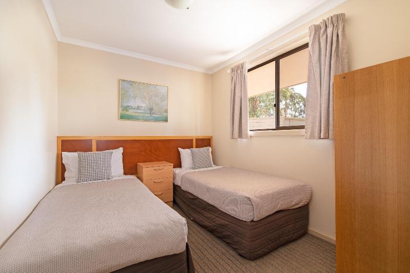Highway 1 Caravan and Tourist Park image
