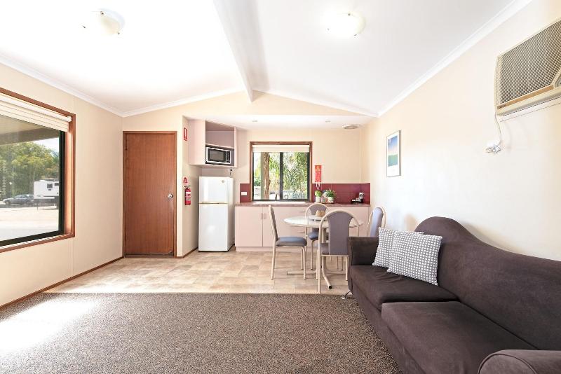 Highway 1 Caravan and Tourist Park image