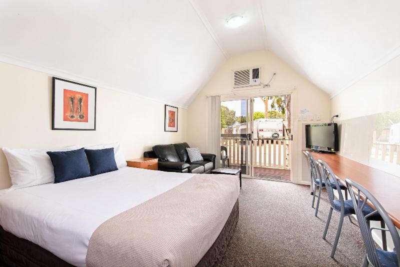 Highway 1 Caravan and Tourist Park image
