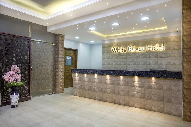White Palace Hotel image