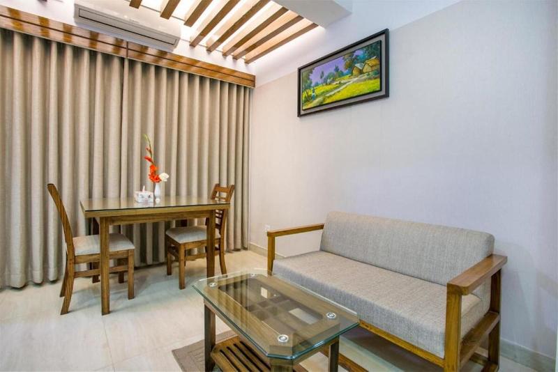 White Palace Hotel image