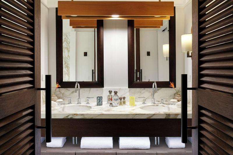 Hotel Barriere Le Carl Gustaf St Barth image