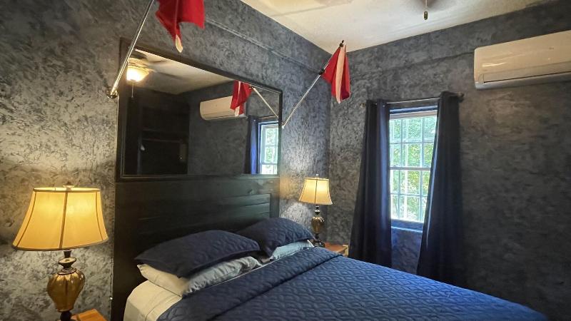 Belize Budget Suites image