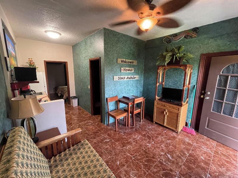 Belize Budget Suites image