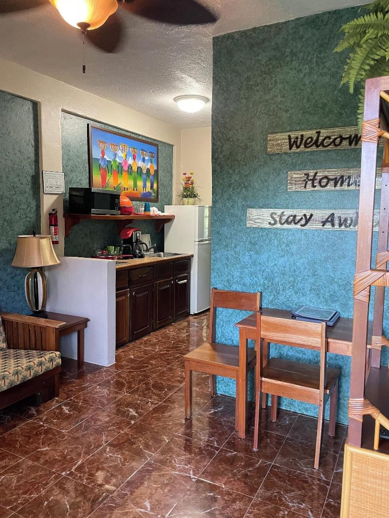 Belize Budget Suites image
