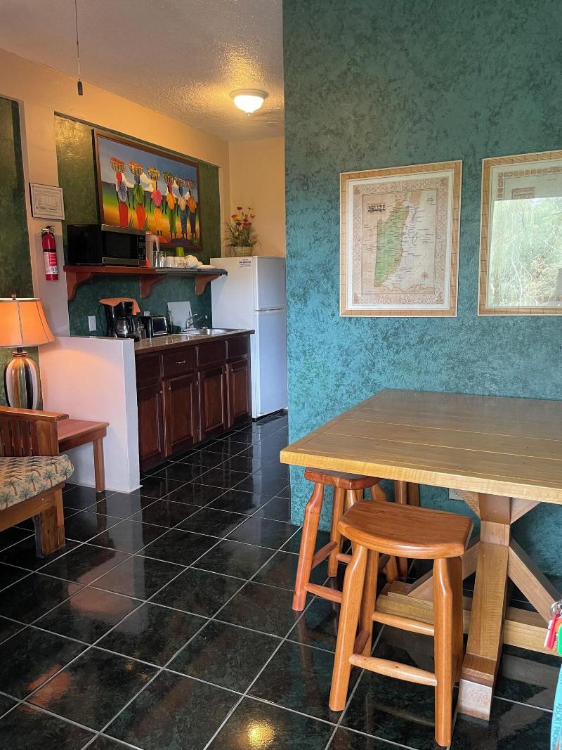 Belize Budget Suites image