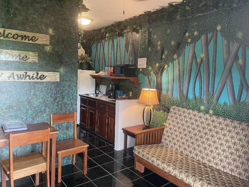 Belize Budget Suites image