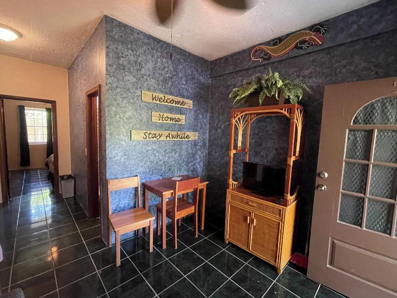 Belize Budget Suites image