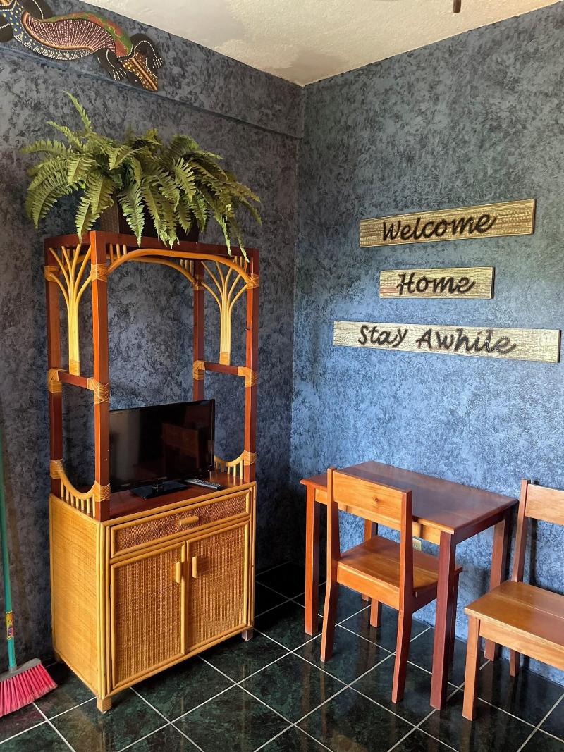 Belize Budget Suites image
