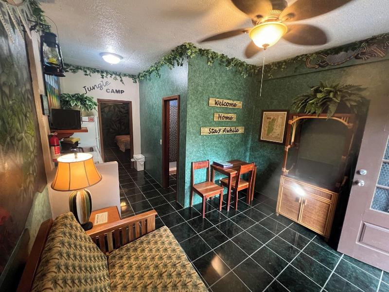 Belize Budget Suites image