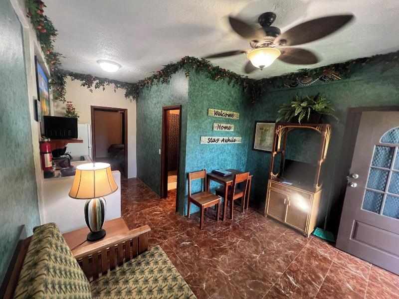 Belize Budget Suites image