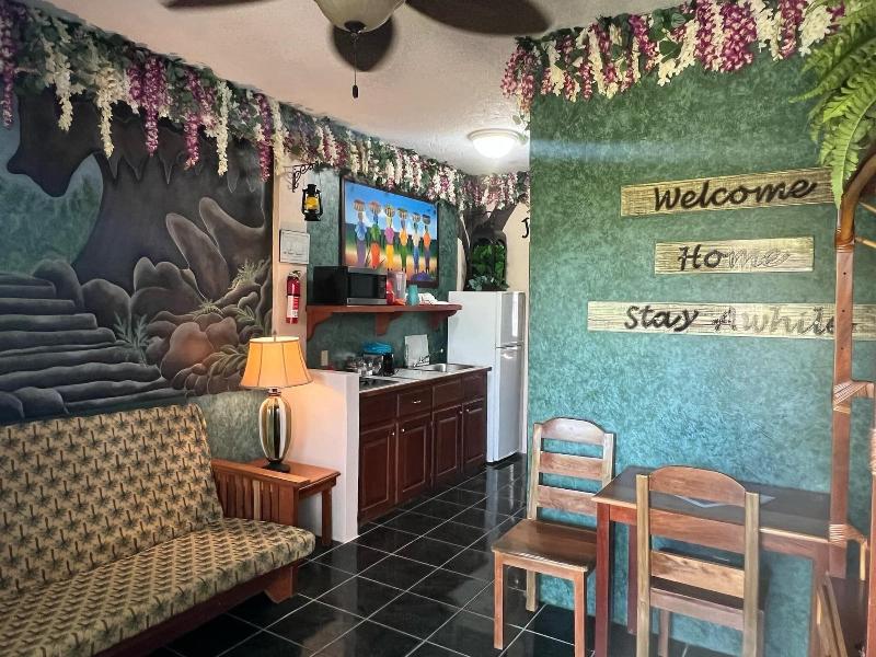 Belize Budget Suites image