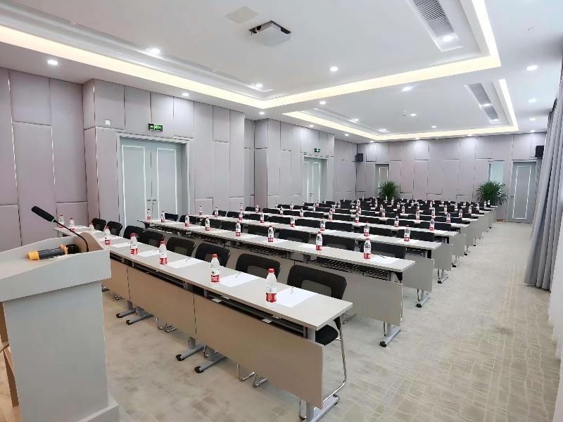 Mercure Wuhan Yangluo image