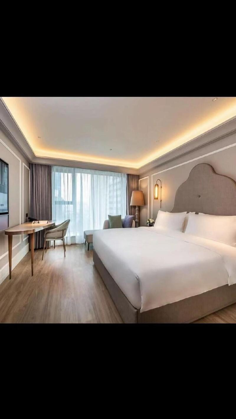 Mercure Wuhan Yangluo image