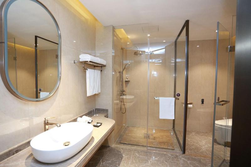 Mercure Wuhan Yangluo image