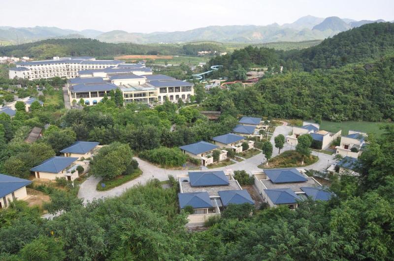 Palace International Hot Spring Hotel