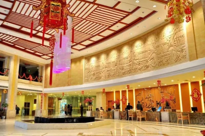 Palace International Hot Spring Hotel