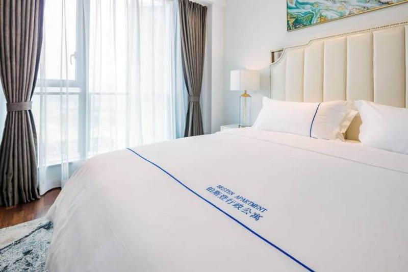 Platinum Stearns Hotel image