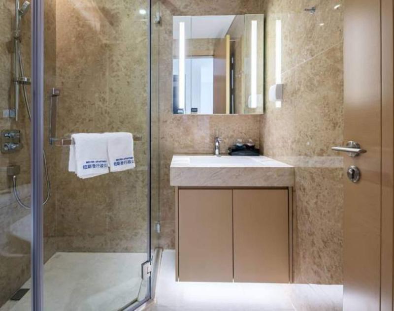 Platinum Stearns Hotel image