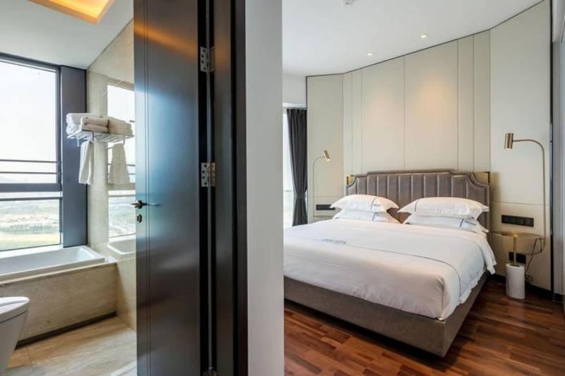 Platinum Stearns Hotel image