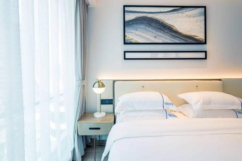 Platinum Stearns Hotel image
