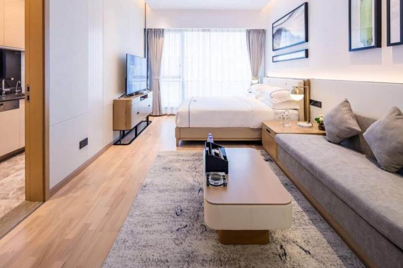 Platinum Stearns Hotel image