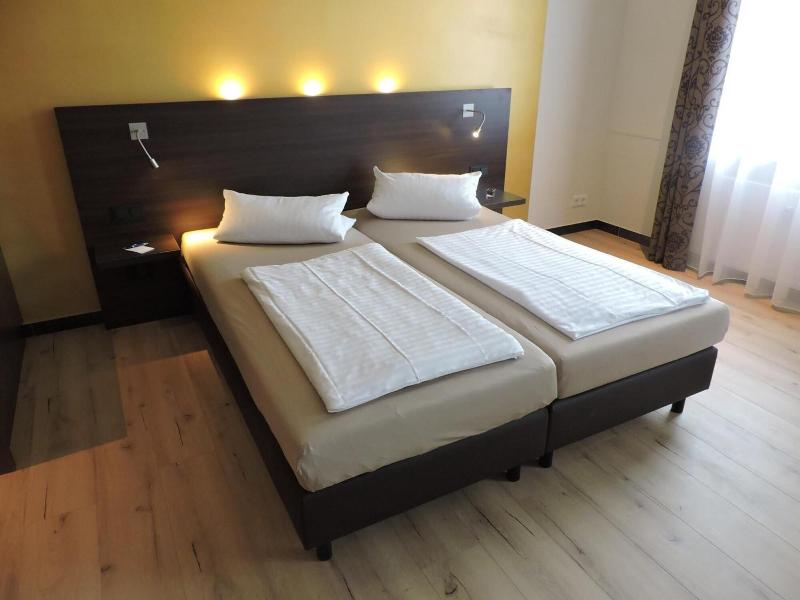 Apart-Hotel Wiesbaden image