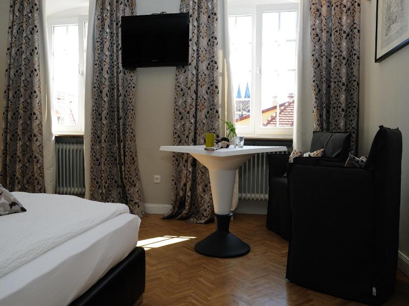 Apartmenthaus Heiligenthaler Hof image